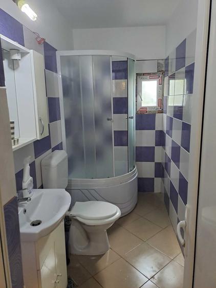 Casă cu 4 camere în Posada