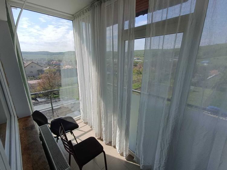 Apartament 2 camere decomandat de inchiriat in Baciu 330 - 3