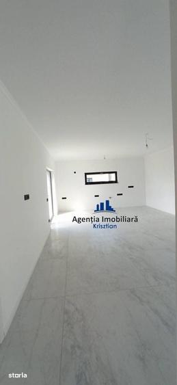 Casă cu 4 camere decomandat cu Teren 420 Mp în Odoreu