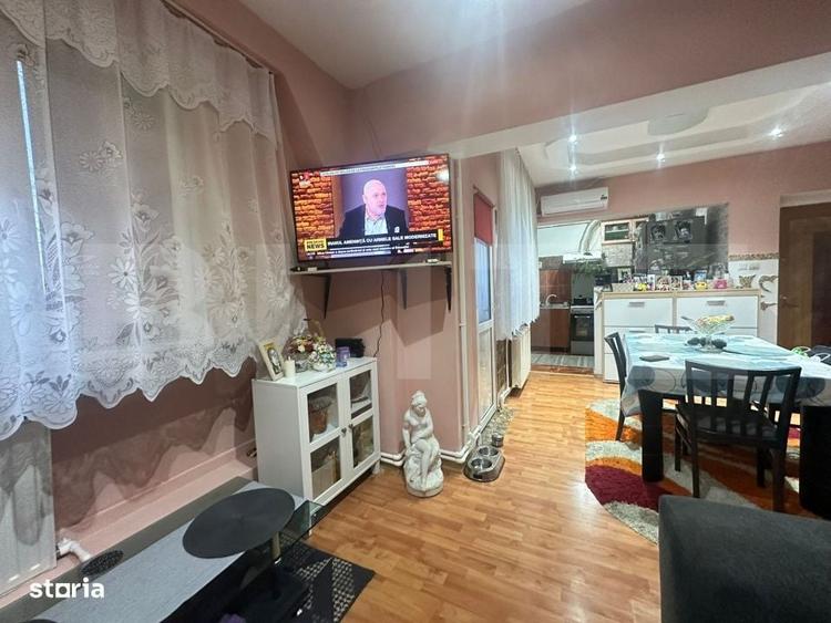 Apartament cu 3 camere în Cetate