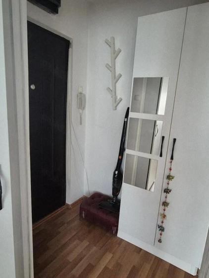 79990 euro -2 camere -Dristor- Centrala proprie- etaj 2 din 4 - 8