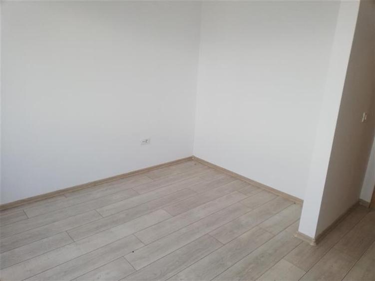 APARTAMENT 2 CAMERE, IN TRACTORUL, LA 500 M DE CORESI MALL - 5