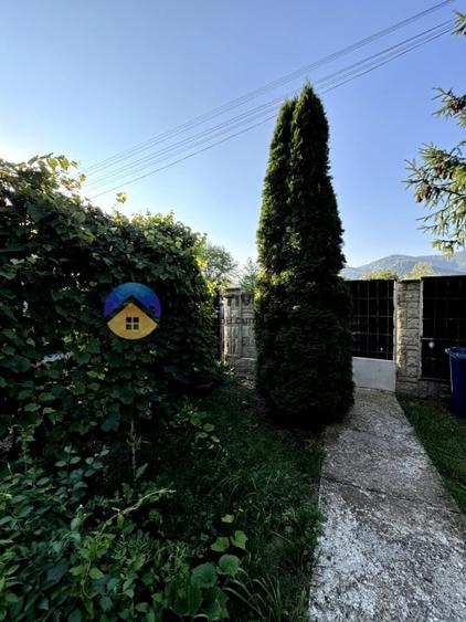 Casa sat Vadurele , comuna Alexandru cel Bun - 9