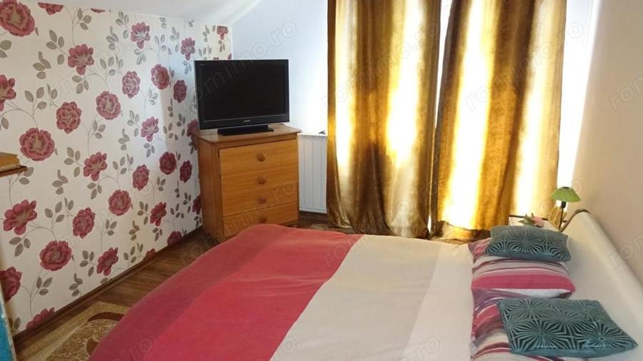 Vand casa in Deva P+M, zona centrala (foarte buna), suprafata totala de teren 360 mp, mobilata - 4