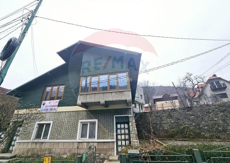 SINAIA- APARTAMENT DE VACANTA/ REZIDENTIAL- 3 camere in v...