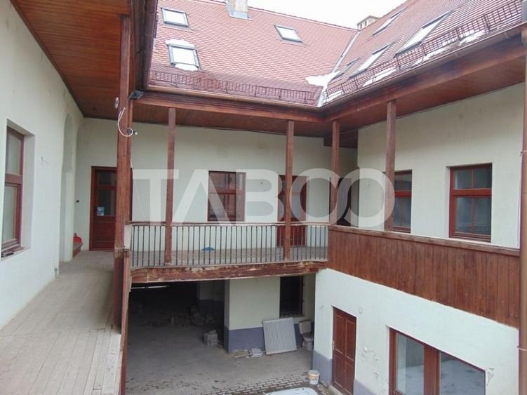 Pensiune cu 19 camere de inchiriat in Sibiu zona Centrala - 18