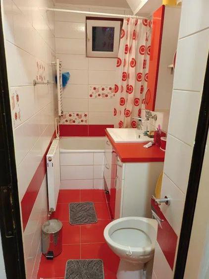 Rovinari - Apartament 3 camere - Strada Rovinari - 7