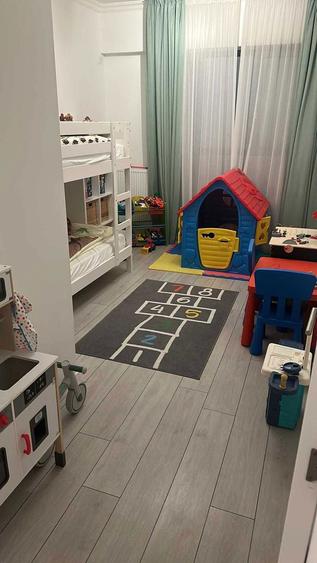 Vand apartament cu 4 camere in COMPOZITORILOR 102m3 - 6