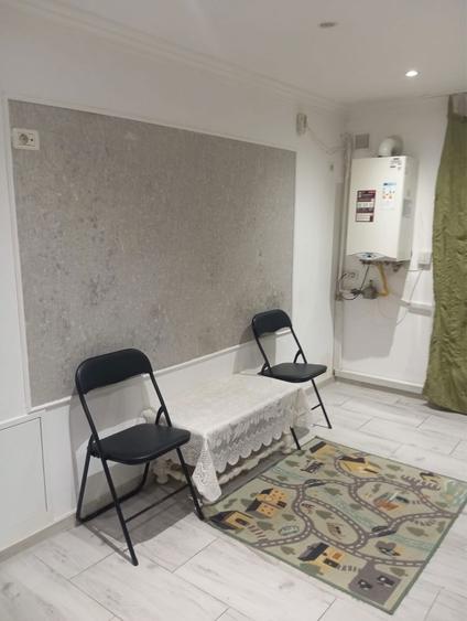 Se inchiriaza apartament cu 2 camere - 3