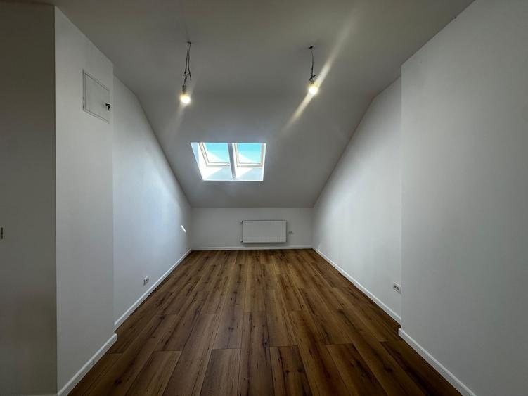 Apartament complet renovat cu 4 camere - 28