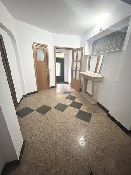 Pantelimon-Fundeni / Apartament 3 cam in vila / Loc de parcare-Curte - 20