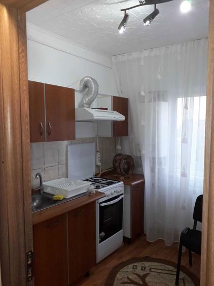 Inchiriez garsoniera - 6