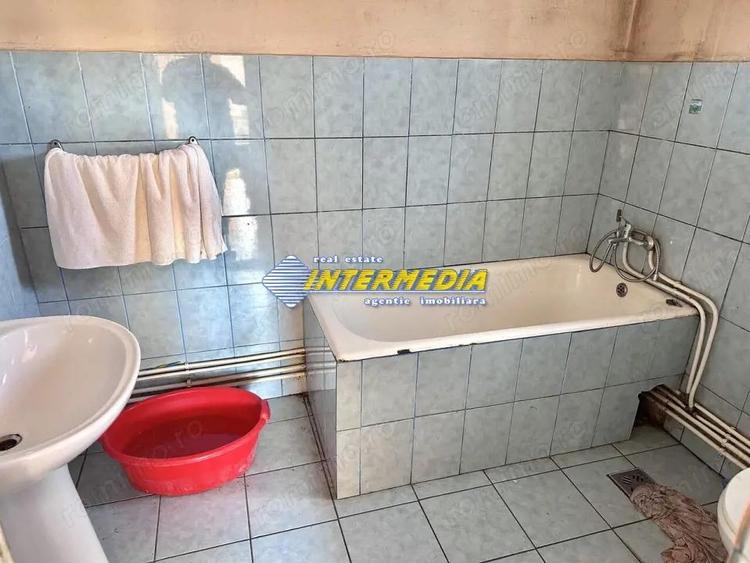 Casa de vanzare I 733 mp teren I Alba Iulia I 3 camere I toate utilitatile I - 10