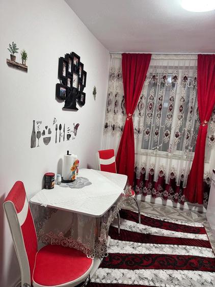 Vand apartament decomandat cu 3 camere cu suprafa?a utila de 56,59 ?i balcon 3,42 complet mobilat! - 1