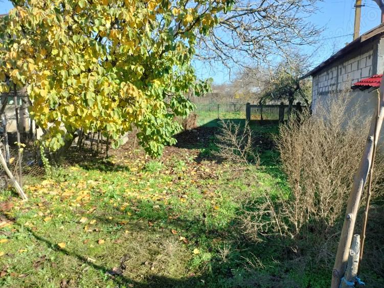 Vand casa batraneasca in sat Craciunei, comuna Radomire?ti, jud Olt - 7