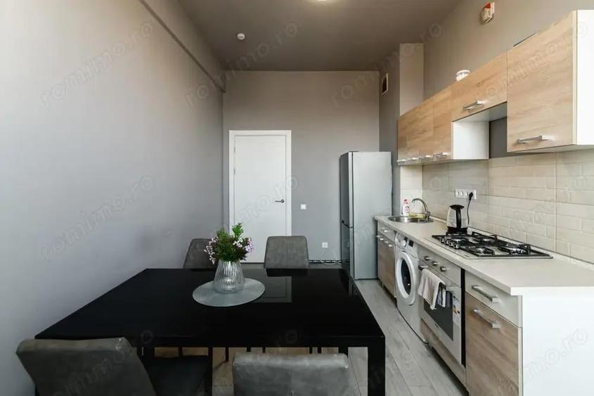 Garsoniera de inchiriat in zona Coresi - 2