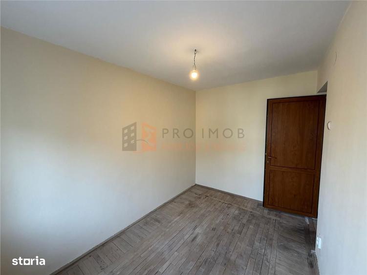 Apartament 3 camere cf 2 decomandat Zona Micro 14 - 4