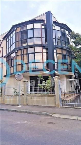 Vanzare spatiu comercial, Tractorul, Brasov - 1