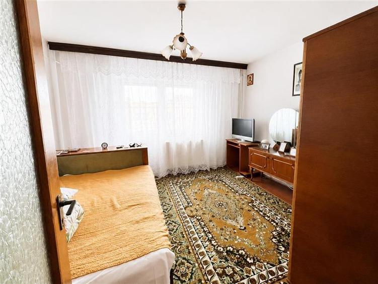Apartament 3 camere, 2 bai, 2 balcoane, 78 mp, Carpatilor - 2