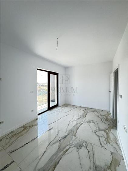 Duplex cu 5 camere cu Canalizare în Chișoda