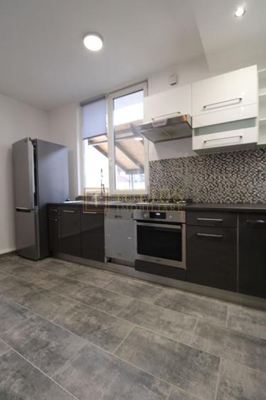 Casa individuala, zona Brytim, 4 camere + 2 bai, centrala proprie. - 12