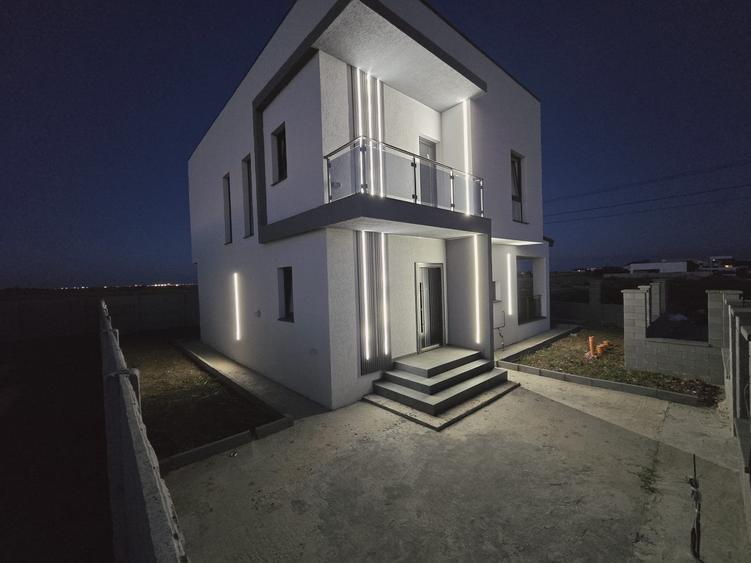 Vila individuala - 4 camere  - 3 bai - incalzire pardoseala - placa de beton - 1