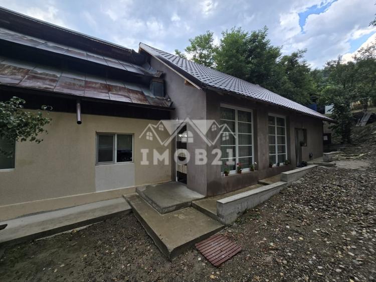 Vanzare Casa cu 3 camere si teren de 4000 mp in Soimari-Prahova - 5