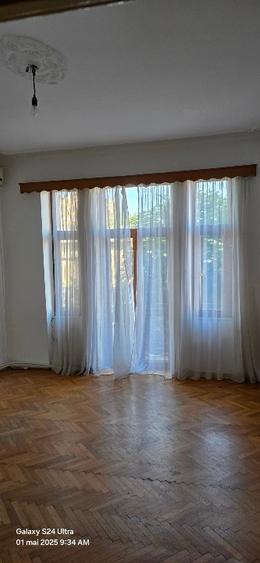 Vnd apartament în vilă zonă centrală - 9