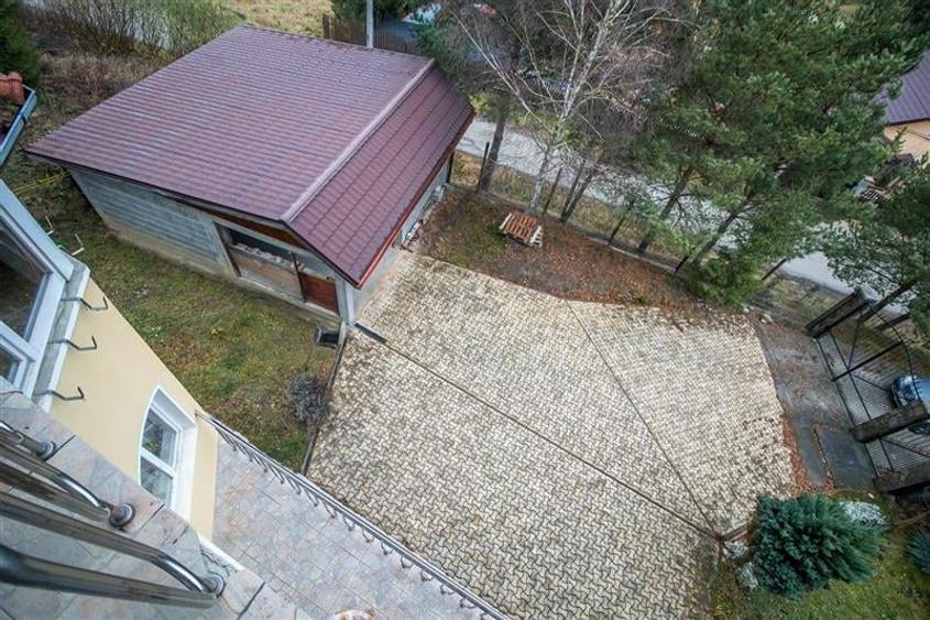 Resedinta cu atmosfera familiara,peisaj imersiv,amplasare premium,Zarnesti,Braso - 38