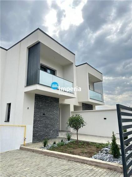 Duplex D+ P+E, 300 teren, Hlincea Manta Rosie - 1