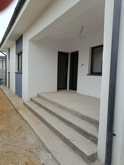 Casa de vanzare Leamna de jos. - 3