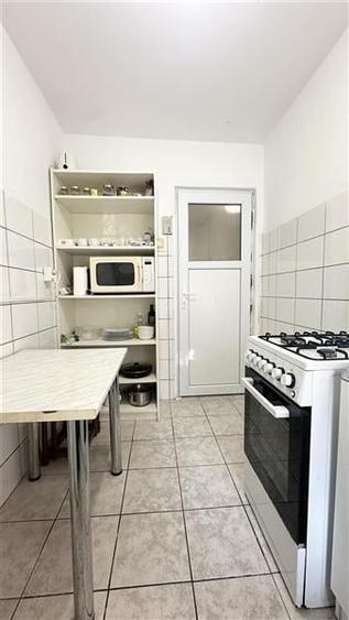 Studio Foarte Spatios de 36 mp, Situat Ultracentral, Zona Tomis 3 - 8