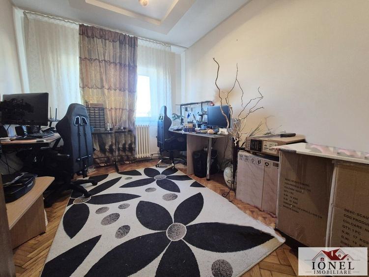 Apartament trei camere de vanzare in Cugir - 4