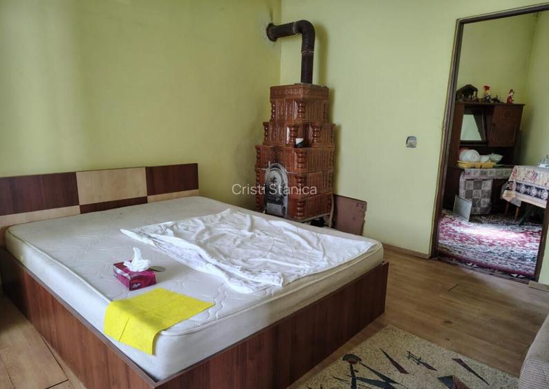 Casa in spatele Primariei Adunatii Copaceni - Giurgiu Casa in spatele Primariei Adunatii Copaceni - Giurgiu