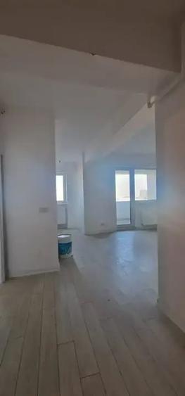Duplex vedere panoramica 4 camere  Metrou P. Poienaru! - 12