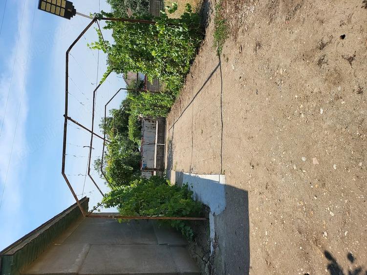 Casă cu Teren 2200 Mp în Valea Stanciului