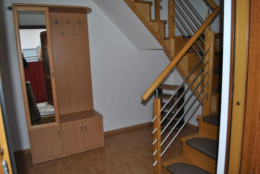 Casa de inchiriat,tip duplex ,garaj+gradina! - 3