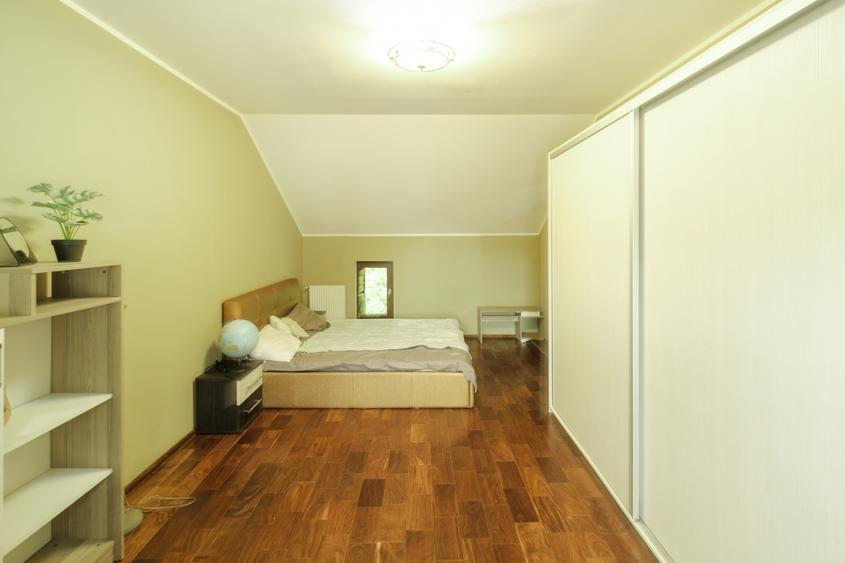 CASĂ INDIVIDUALĂ | GIROC | PLANETELOR - 12