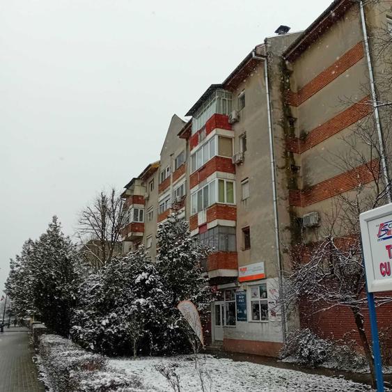 Vand sau schimb apartament cu casa in Lipova - 1