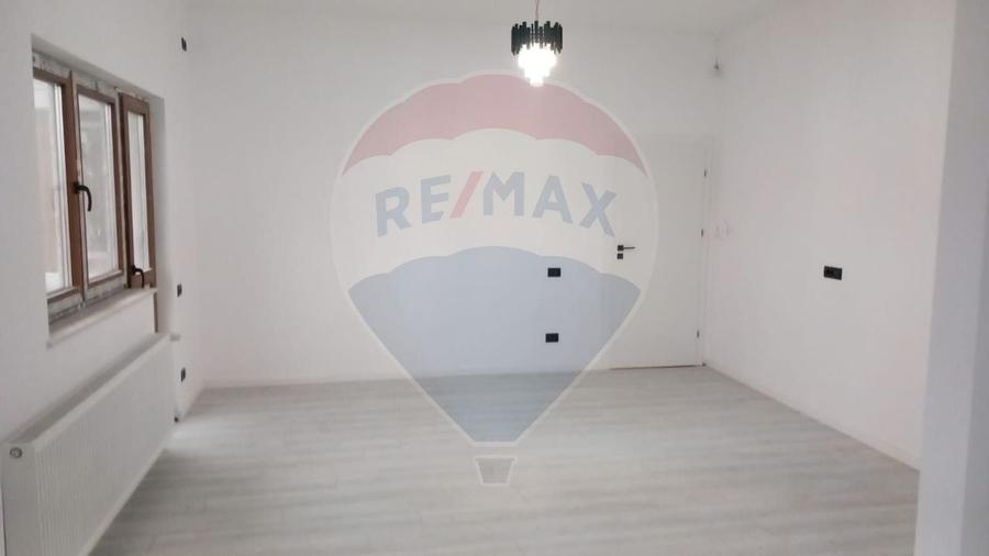 VANZARE Apartament cu 3 camere in zona Dacia - 24