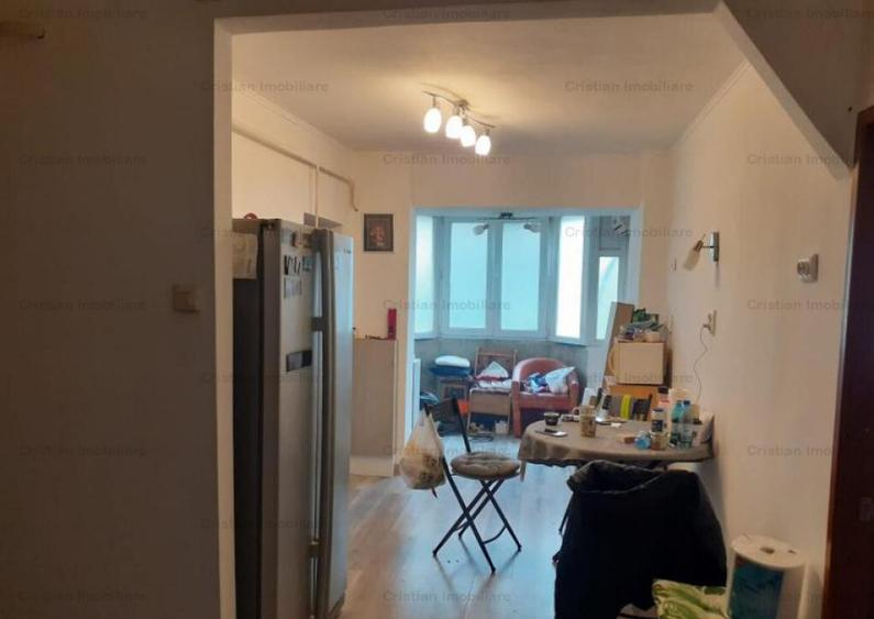 Ultracentral CEC -bd.Independentei 3 cam conf 1 decomandat 9 - 1