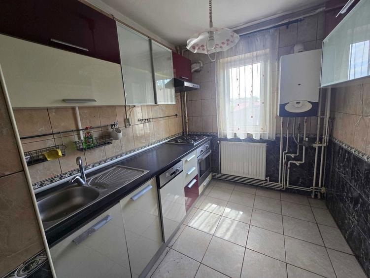 3 Camere Decomandat Conf. 1 Etaj 1 Centrala Proprie, langa AFI - 1