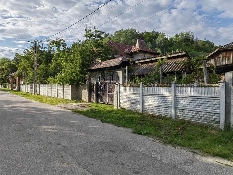 Casa de vanzare Hurezani (sat Plopu) - 5