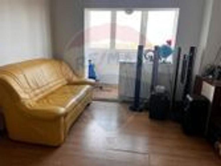 Apartament  4 camere de inchiriat MALUL MURESULUI - 10