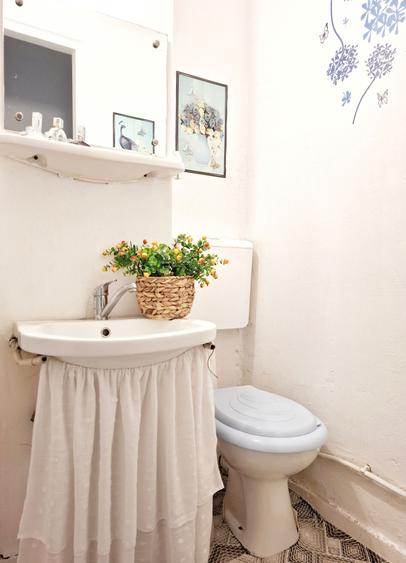 Apartament 3 camere  decomandat , zona  Cetate - 7