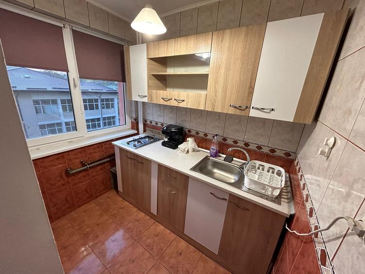 Titan Garsoniera 31 Mp Etaj 4 7 Min Metrou Bloc Reabilitat - 3