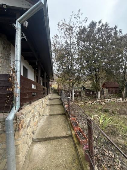 Vand casa de vacanta la 27 km de Buzau - 2