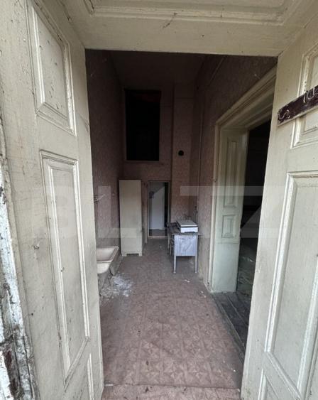 Casa zona centrala Dej,curte comuna, 31mp - 7