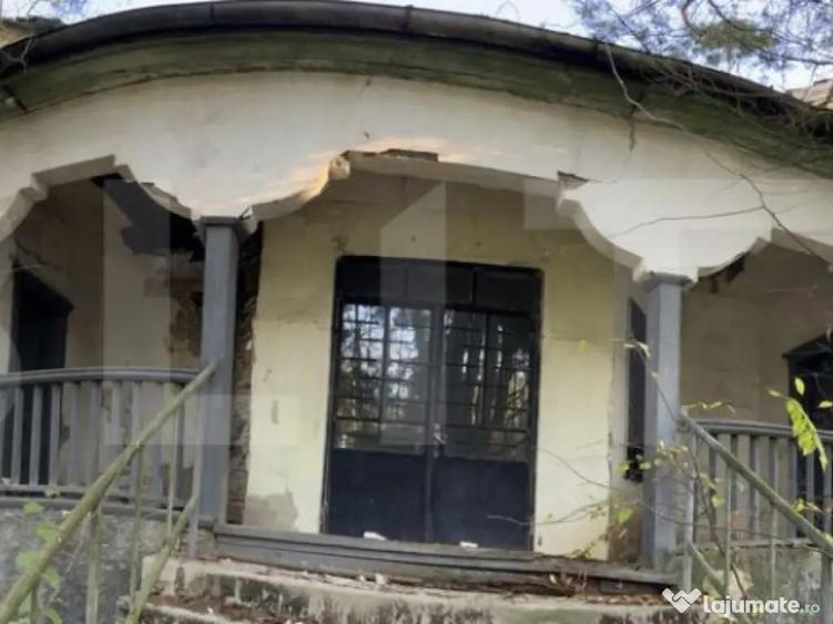 Teren Buzia?, langa parc - 4