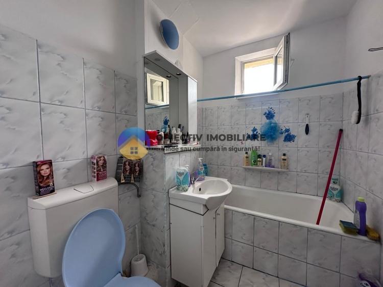 Apartament de vanzare – 2 camere, cartier Precista, etaj 4 - 19